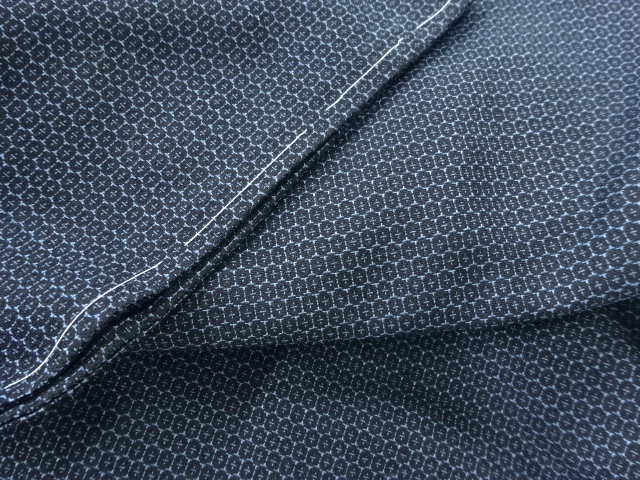  亀甲絣柄織り出し西陣お召男物着物アンサンブル(キングサイズ)